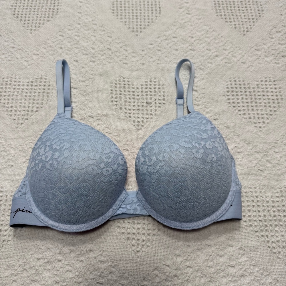 PINK Victoria’s Secret Lacey Blue Bra (32D)